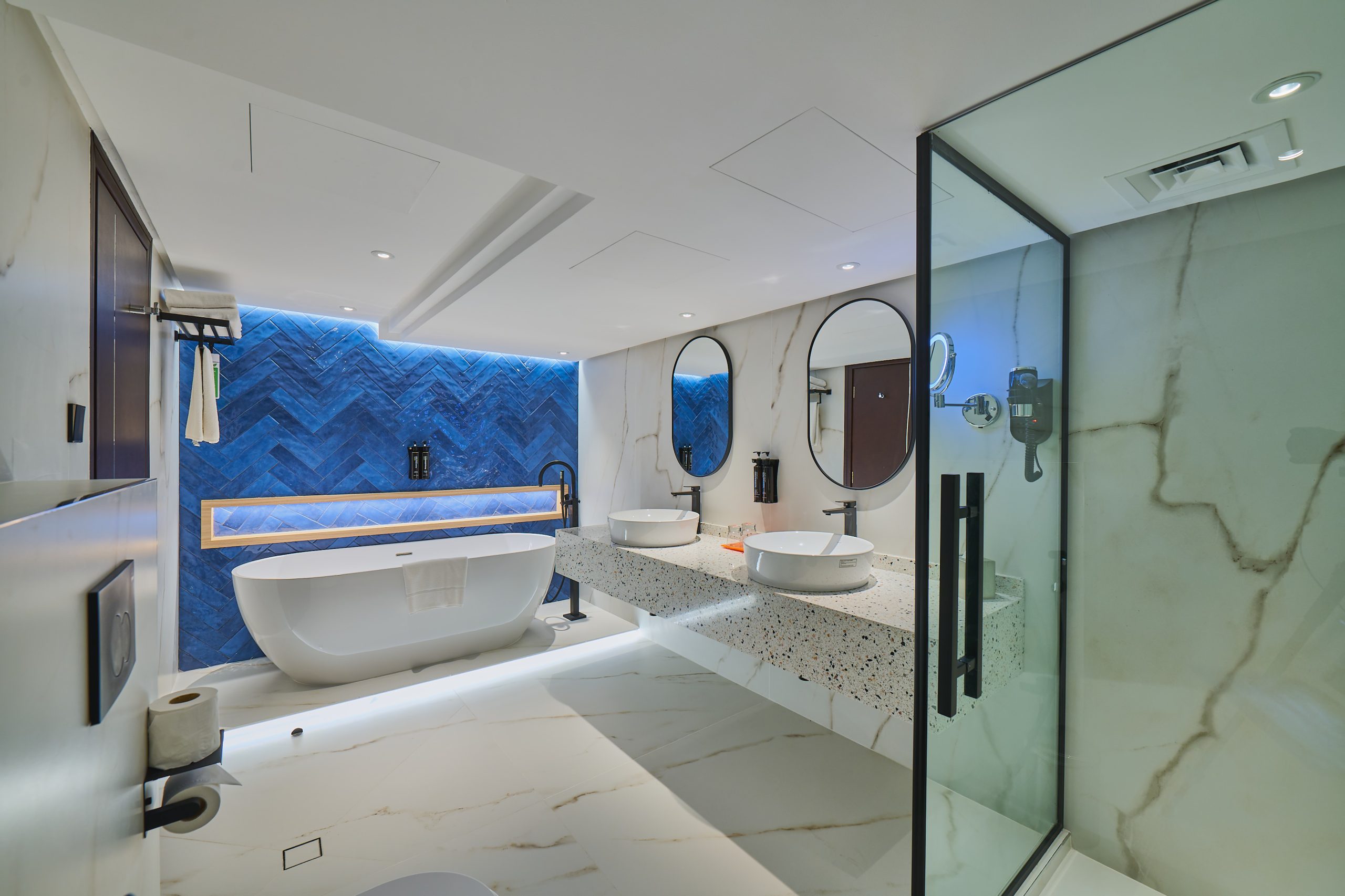 Burj Khalifa and Fountain View-slider-4