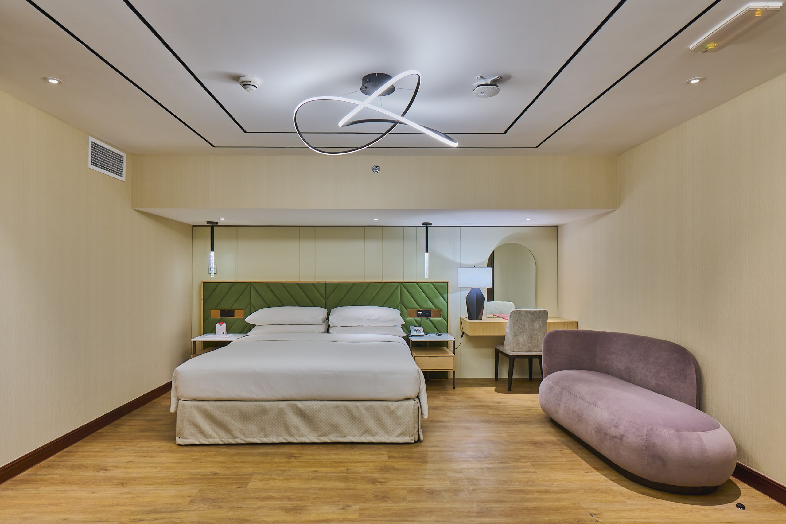 Burj Khalifa and Fountain View-slider-2